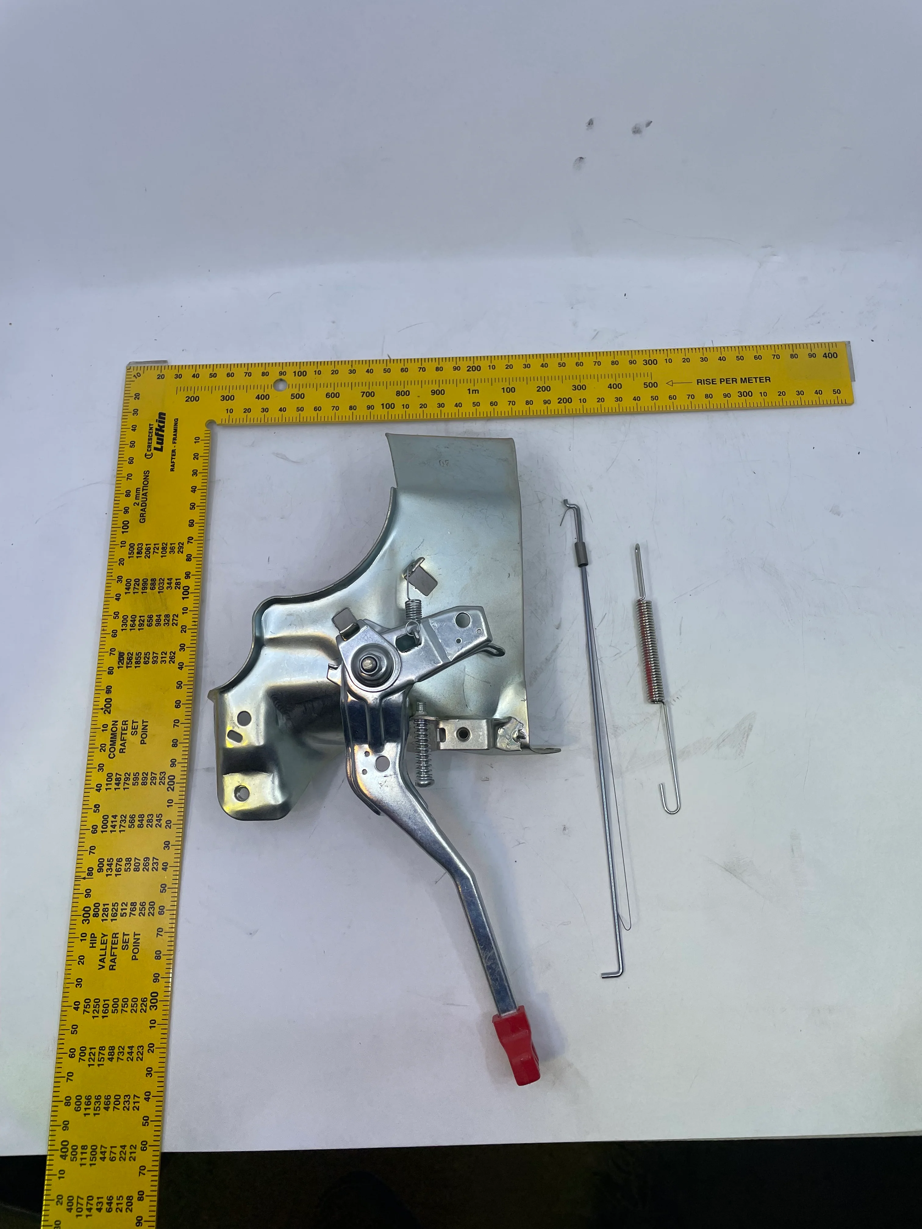 BBT 15hp Accelerator/ Governor Assembly - Image 3
