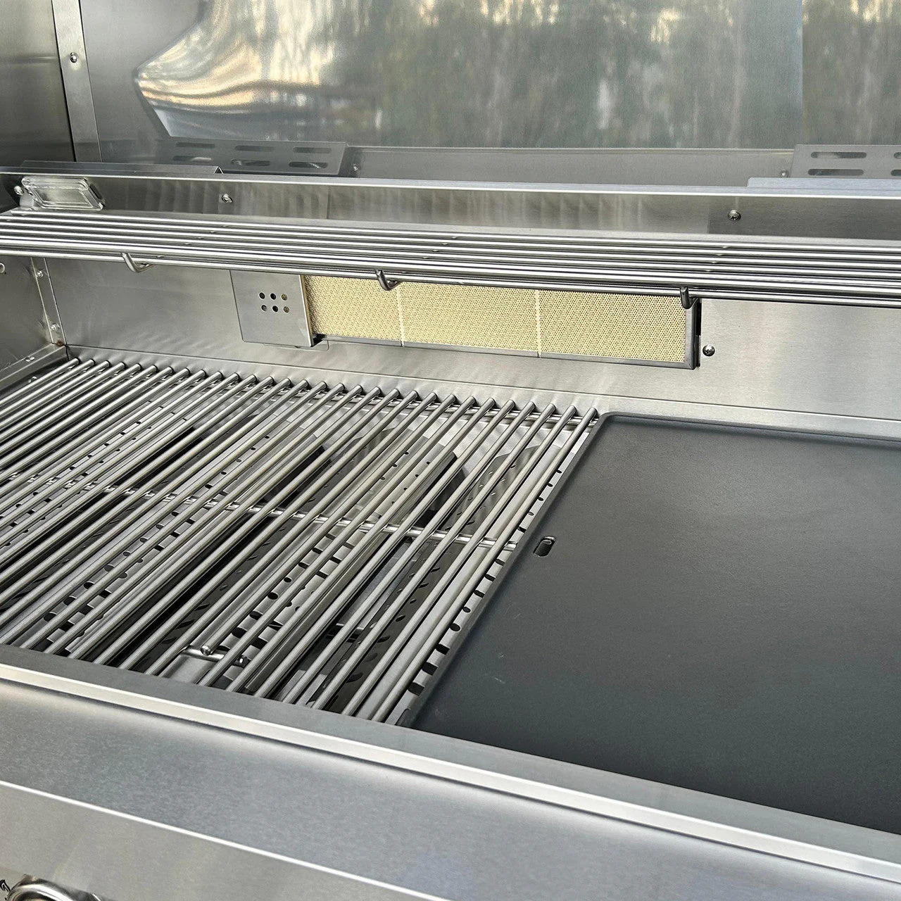 Bull BBQ 7-Burner Built-in Outdoor Kitchen with Rotisserie - Premium #304 Stainless Steel - Image 14
