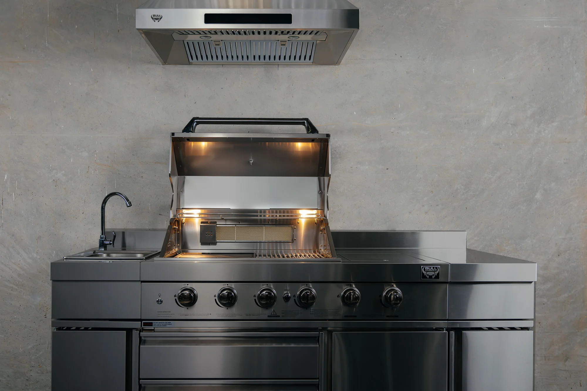 Bull BBQ Black Edition Outdoor Kitchen 6 Burner With Sink & Rotisserie – #304 Stainless Steel - Image 4