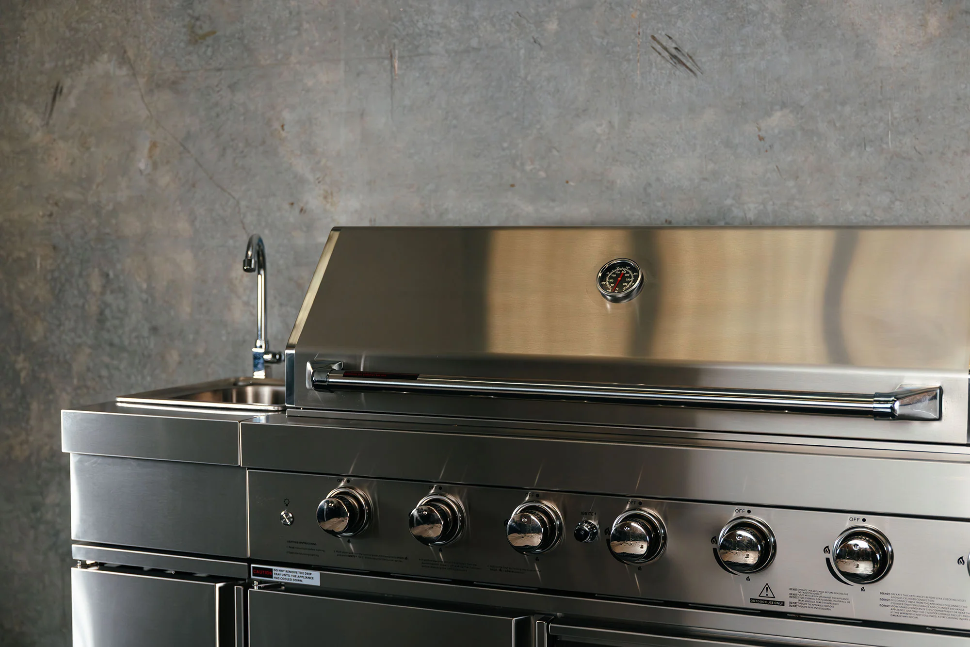 Bull BBQ Premium 8-Burner Outdoor Kitchen With Sink and Rotisserie – #304 Stainless Steel - Image 5