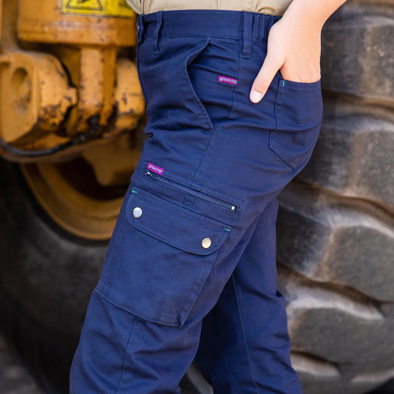 Green Hip - Pants Give Cargo 'Every Bron, Vick and Sally' (Gardener Green) - Women's Workwear - Image 8